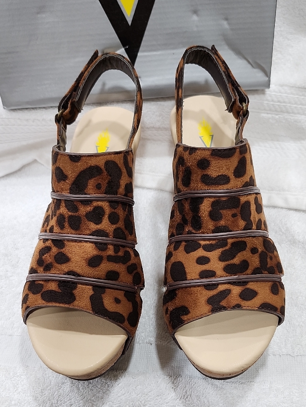 VOLATILE LEOPARD PRINT PLATFORM SANDALS